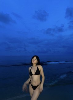Naughty Ellie - Acompañantes transexual in Manila Photo 4 of 8