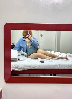 Ellie Jane Medusa (Gfe & Camshów) - escort in Manila Photo 3 of 7