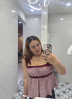 Ellie / Suretaker Only 100% Legit - escort in Makati City Photo 3 of 3