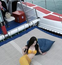 Ellie - escort in Bangkok Photo 7 of 8