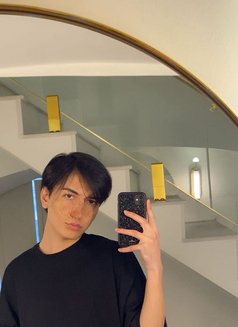 Ellina Fox - Male escort in Baku Photo 2 of 7