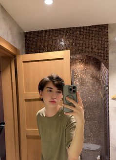Ellina Fox - Male escort in Al Manama Photo 9 of 9
