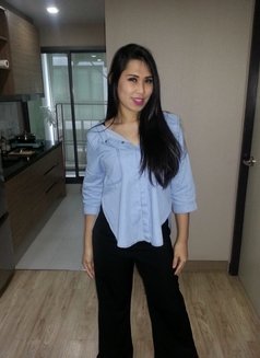 Elly Amazing - Transsexual escort in Bangkok Photo 1 of 6