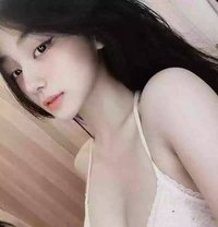 Elly - escort in Colombo