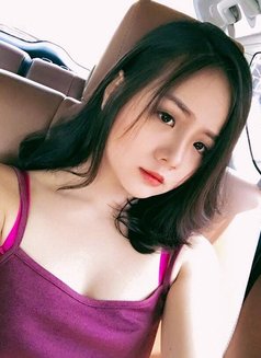 Elly Escort available now - puta in Ho Chi Minh City Photo 8 of 12