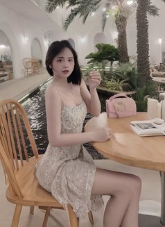 Elly - escort in Ho Chi Minh City Photo 14 of 19
