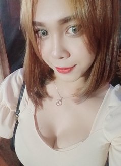Elly Heart - Transsexual escort in Manila Photo 7 of 12