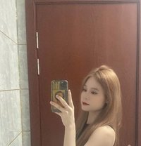 Elly Linh New girl - puta in Hyderābād, Pakistan