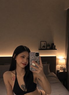 Elly 22'y 2500฿ ! do deep throat - escort in Chiang Mai Photo 6 of 8
