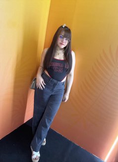 Elly - escort in Hofuf Photo 2 of 2