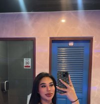 Elly - escort in Phuket