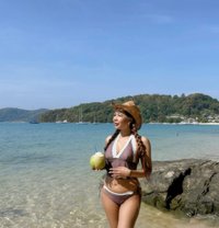Elly - adult performer in Taipei