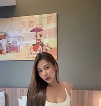 Elly - adult performer in Taipei