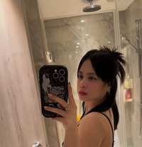 Beatrice, ur sexy masseuse - puta in Mumbai