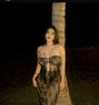 Eloisa - escort in Tokyo Photo 3 of 6