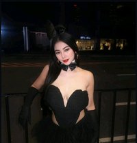 Eloisa - escort in Osaka
