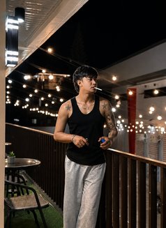 Elrickson - Male escort in Manila Photo 1 of 2