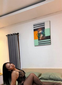 Elsa - puta in Bali Photo 3 of 5