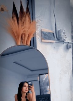 Elsa - puta in Bali Photo 1 of 5