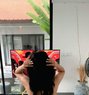 Elsa - puta in Bali Photo 3 of 5
