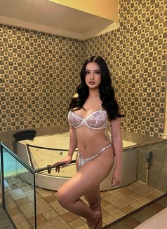 Elsa ladyboy 🇹🇭 Both - Masajista in Dubai Photo 19 of 23