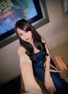 Elsa Onelya - Transsexual escort in Jakarta Photo 6 of 11
