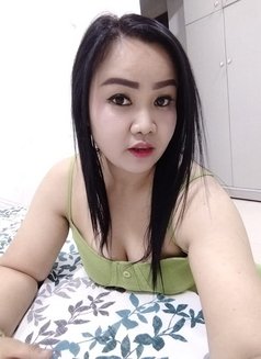 Elsa - puta in Muscat Photo 9 of 10