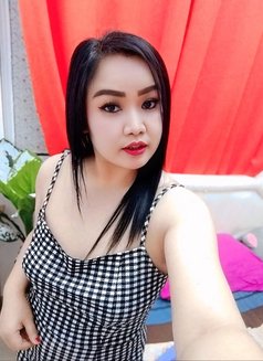 Elsa - puta in Muscat Photo 7 of 11