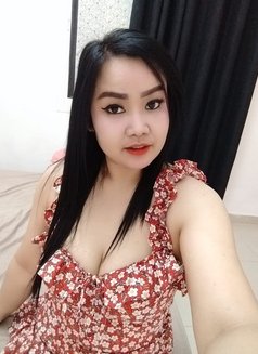 Elsa - puta in Muscat Photo 10 of 11