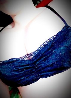 Elsaf•la Bgad - puta in Cairo Photo 4 of 4