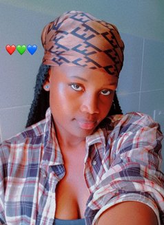 Elsie - Agencia de putas in Nairobi Photo 5 of 5