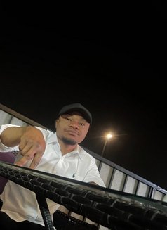 Elton - Male escort in London Photo 2 of 3