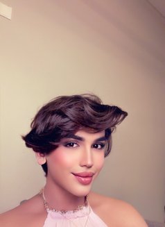 ال 3 ايام هاذي بس سكس كام و بيع محتوى - Transsexual escort in Riyadh Photo 29 of 29