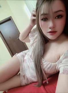 Elyna - puta in Ajmān Photo 1 of 8