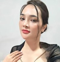 Elysa - escort in Doha