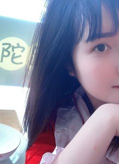 Elysa - escort in Muscat Photo 4 of 5