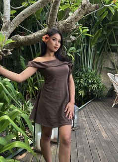 ELYSIA GFE - puta in Bali Photo 13 of 15