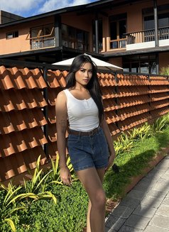 ELYSIA GFE - puta in Bali Photo 4 of 7