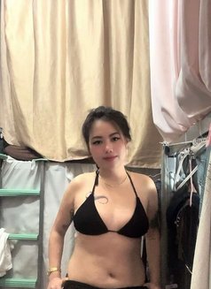 Em'em - puta in Dubai Photo 5 of 5