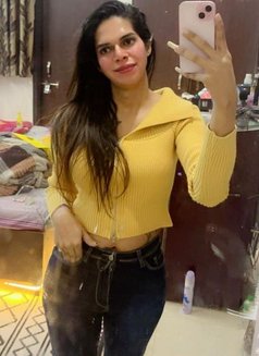 Ema for vd call and real meet - Acompañantes transexual in Gurgaon Photo 2 of 5