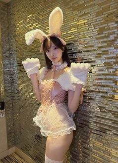 Ema - escort in Tokyo Photo 5 of 7
