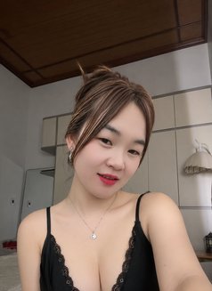 Emaa - escort in Hyderabad Photo 2 of 3