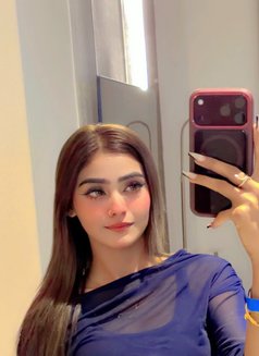 Eman Model - puta in Dubai Photo 22 of 24
