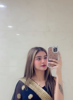 Eman Model - puta in Dubai Photo 14 of 24