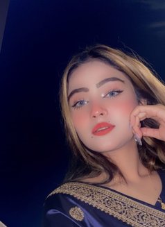 Eman Model - puta in Dubai Photo 17 of 24