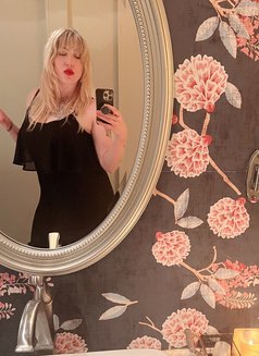 Eme Domina Verified - dominatrix in Quebec City Photo 10 of 14