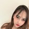 Emely Celina - puta in Jakarta Photo 3 of 3