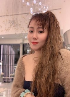 Emely mina - escort in Al Juffair Photo 10 of 11