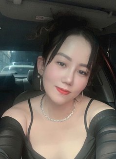 Emely mina - escort in Al Juffair Photo 11 of 11