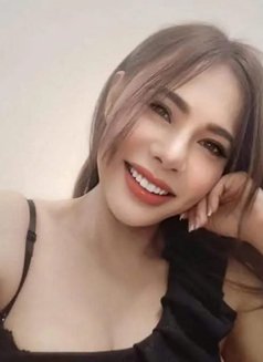 Emelykim - escort in Muscat Photo 4 of 5